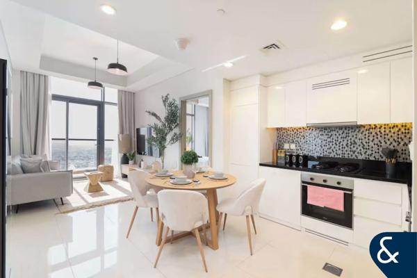 Luxury | Vacant | Corner Unit | High Floor